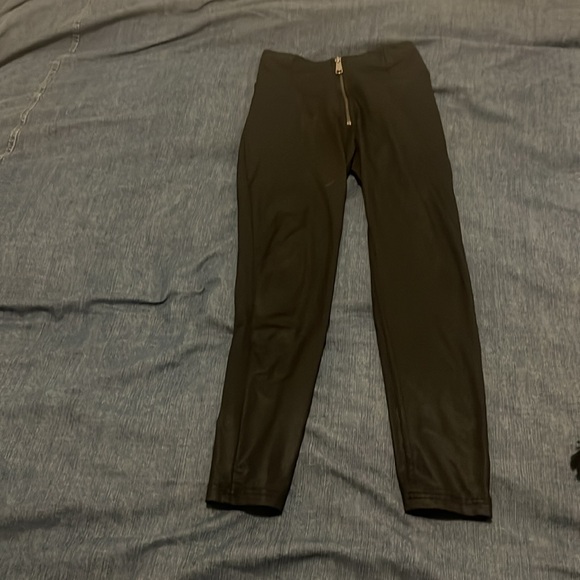 Freddy Jeans WR.UP® Faux Leather High Waisted Zip Up Pants XXS black - Picture 4 of 5